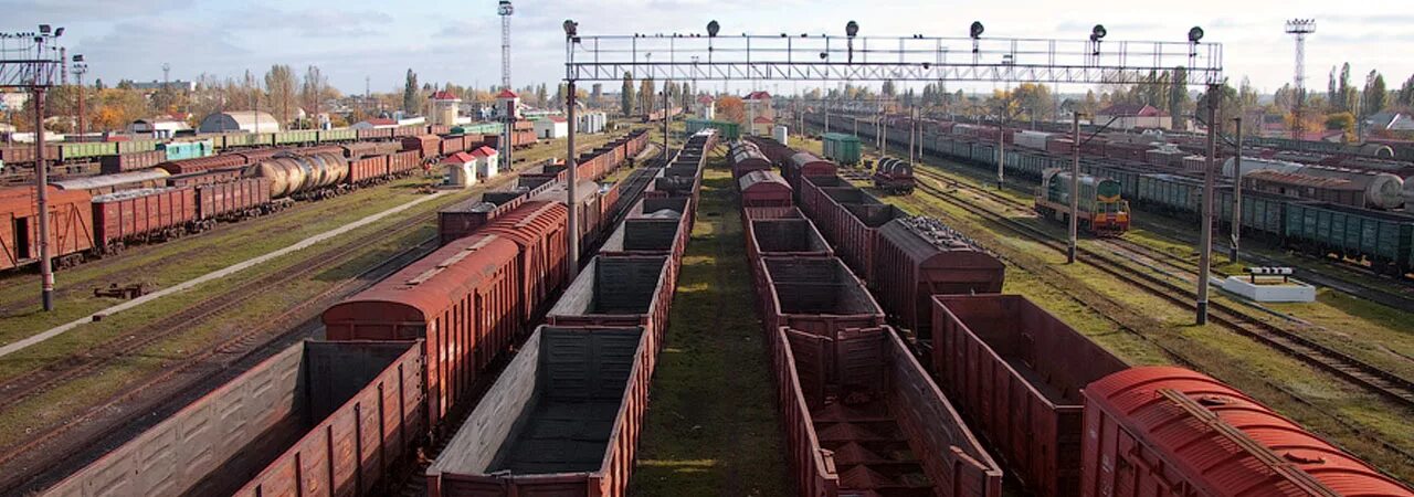 Вагон в порожнем состоянии. Грузовой вагон. Вагон 12-9788-01. Синий полувагон. Вагон в порожнем состоянии.