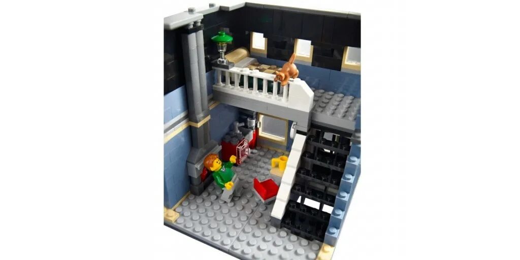 Лего Городской квартал (Lego Town) конструктор 10182 Кафе на углу купить в Москв