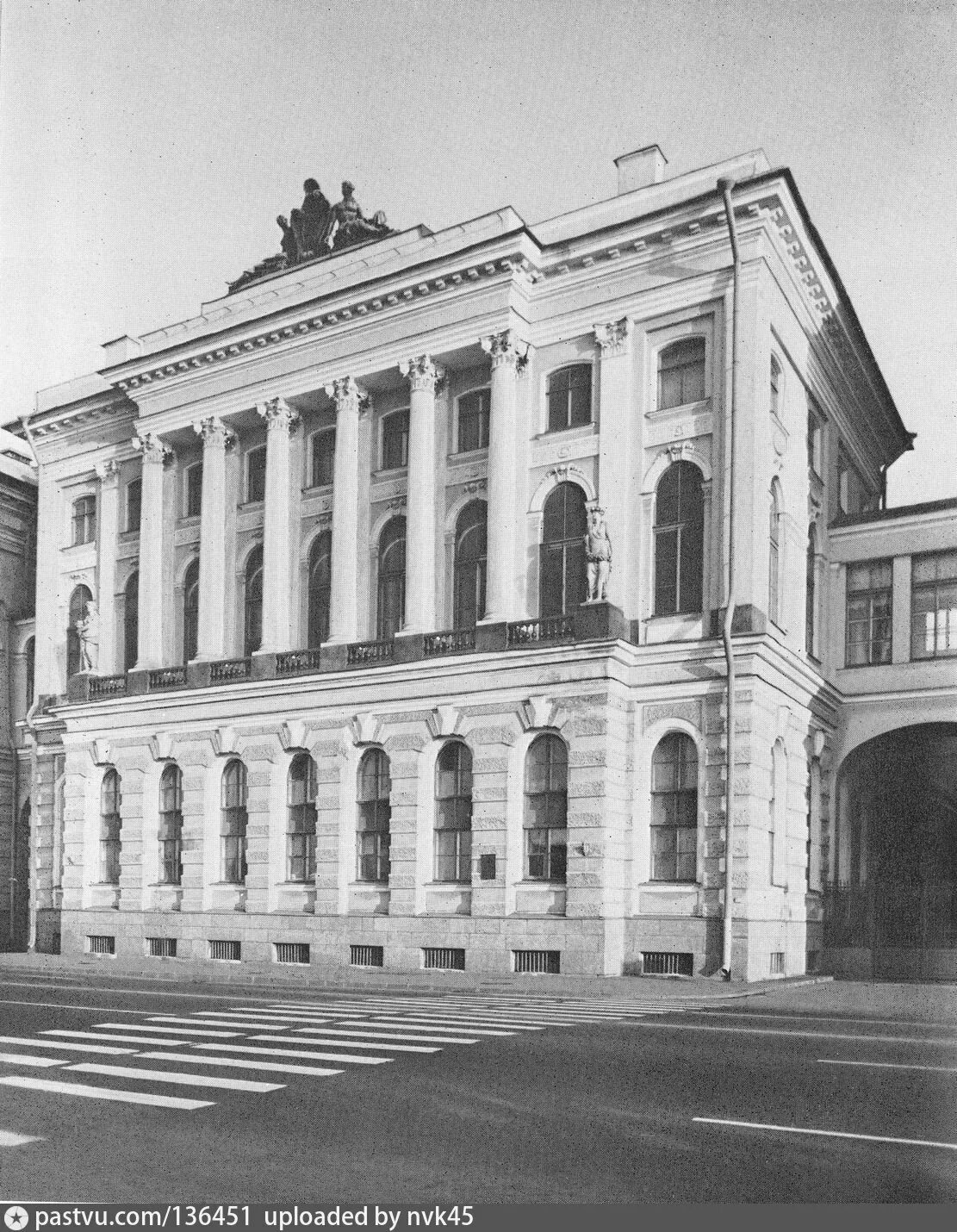 Малый эрмитаж. Малый эрмитаж