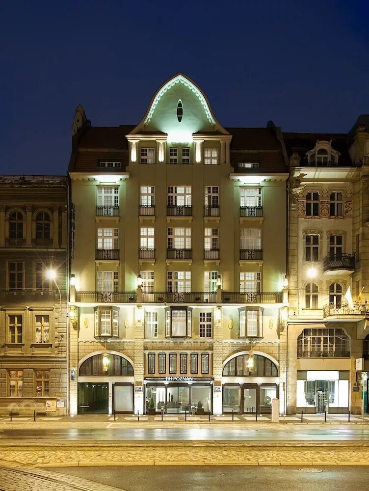 Old boutique. NH Poznan. Познань отели. Th Poznan отель. Poznan Palace.