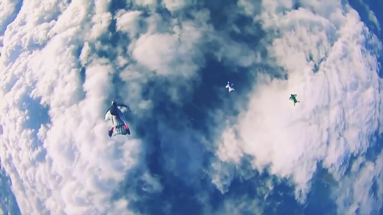 Птицы в небе. Фото wingsuit. Ангел поднебесья. Танец души. Девушка в полете.