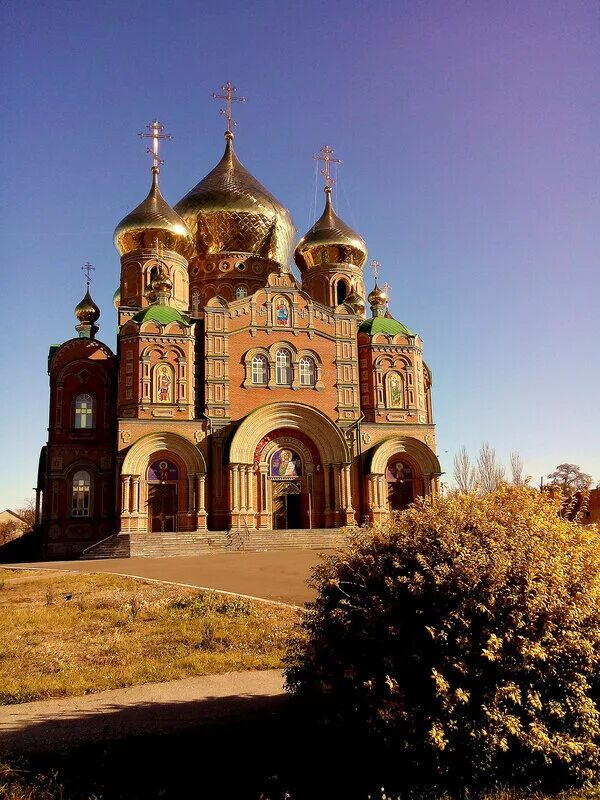 свято-владимирский кафедральный собор иконы луганск. луганска. кафедральный собор владимира равноапостольного луганск. храмы луганска. храмы луганска.