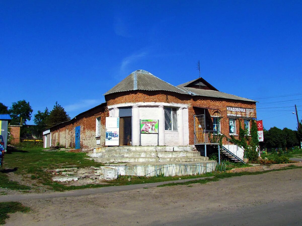 Новопокровка (Красногвардейский район). Кафе Новопокровка Богородицкий район. Смт Новопокровка. Село Новопокровка Приморский край Красноармейский район.