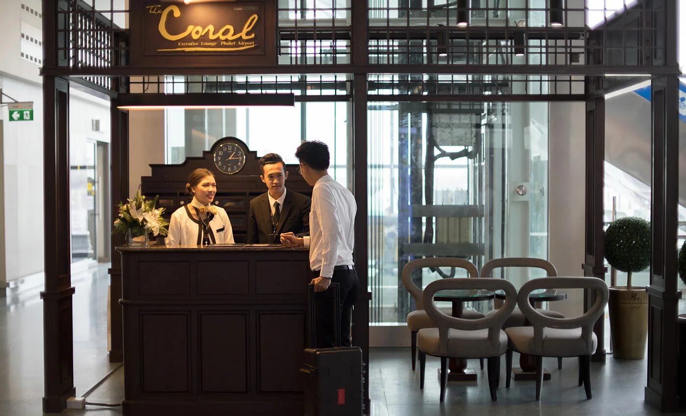 The coral executive lounge. Departure lounge airport. The coral lounge phuket. Бизнес залы аэропорта пхукета. Бизнес зал аэропорта пхукет.