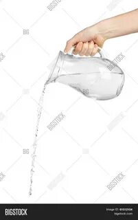 Весы залиты водой