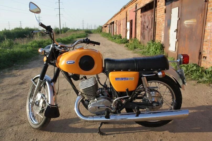 Калина 104 иж планета 5. Иж планета 5 1992. Иж планета спорт 350 оранжевый. Багажник на иж планета 5. Иж планета спорт серый.