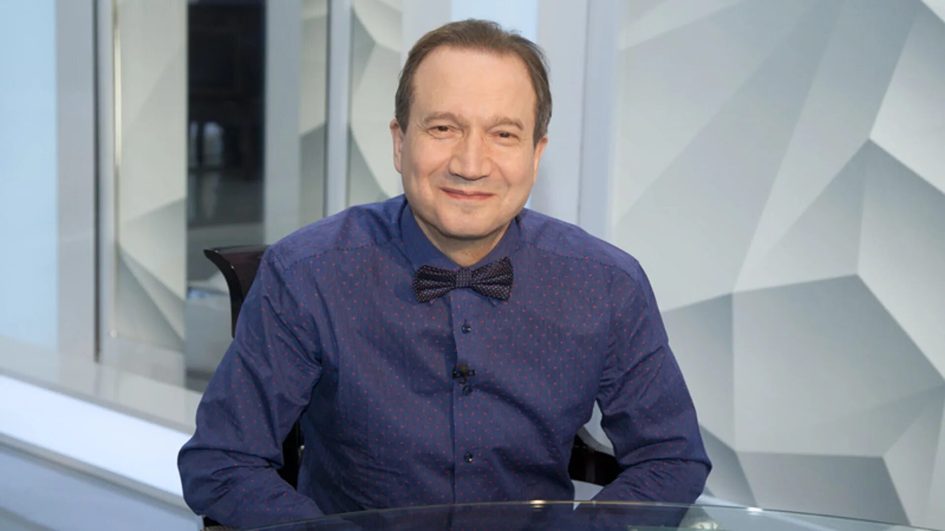 Глава современника