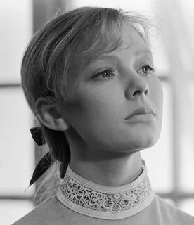 Қыздар қалай сиқырлайды (видео)