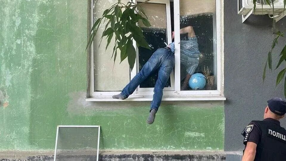 мужик застрял в женщине