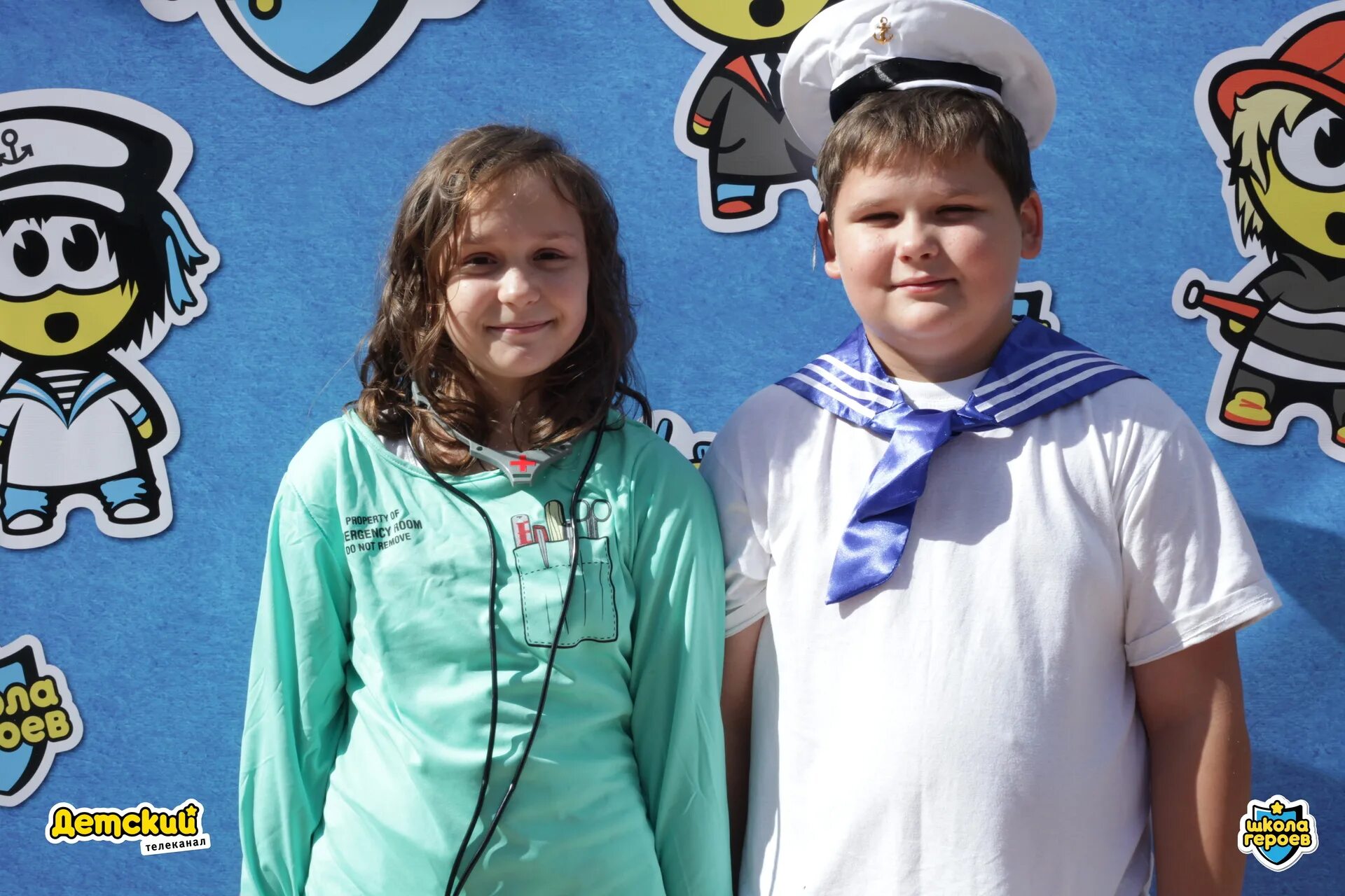 всемирный день детского телевидения. тележурналистика для детей. канал детский школа. телевидение для детей. детское телевидение.