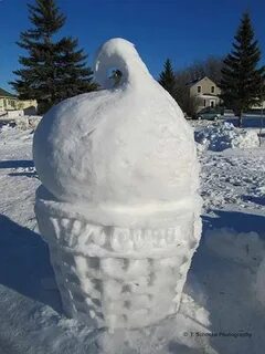Ледяной снеговик