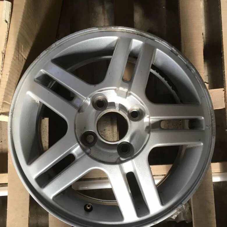 Ford focus 1 диски r16. Диски форд 1. Диски форд фокус ст170 svt. Литые диски форд r16 оригинал. Форд фокус 1 ст 170 диски колесные.