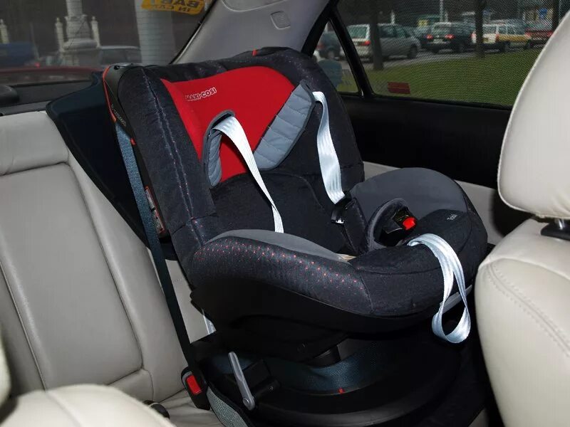 Maxi cosi Tobi автокресло 9-18 без Isofix. Автокресло Maxi cosi Tobi 9-18. Maxi cosi Tobi 2017. Maxi cosi Tobi в машине. Maxi tobi