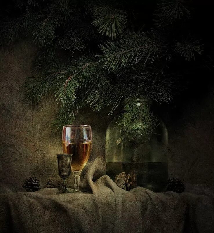 со старым новым годом минимализм. со старым новым годом минимализм. новогодняя открытка в хорошем качестве. пощлравление со чтарым еовыминолом. новогодняя ночь натюрморт.