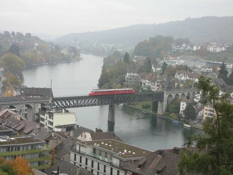 Лугано шаффхаузен. Schaffhausen швейцария. шаффхаузен швейцария достопримечательности. шаффхаузен центральная площадь. прямоугольная фотография города шаффхаузен.