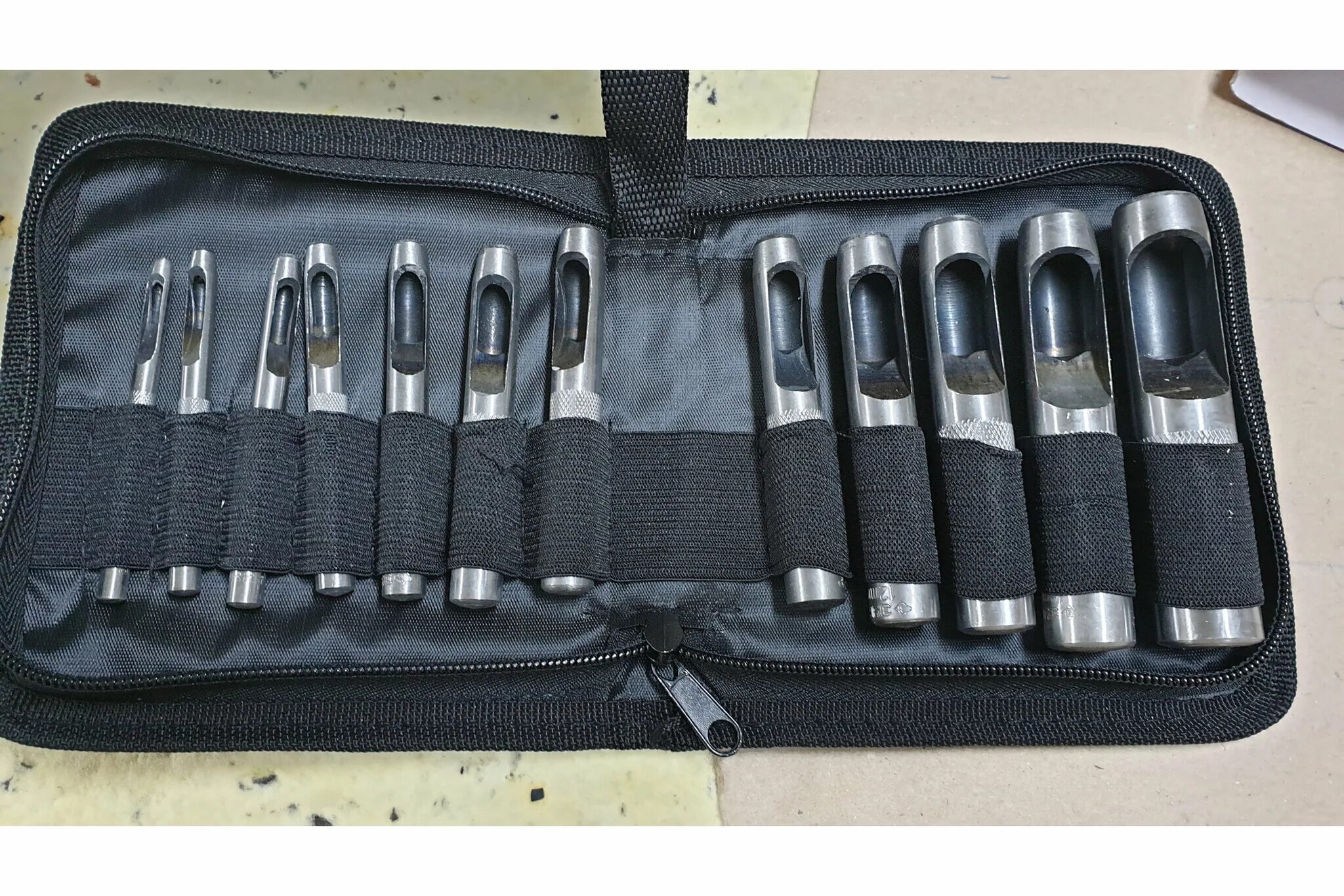 "мастер" зубр. набор зубр мастер пробойник. набор пробойников для кожи зубр. набор пробойников зубр мастер 22949-h15. зубр 22949-h15 3-25мм.