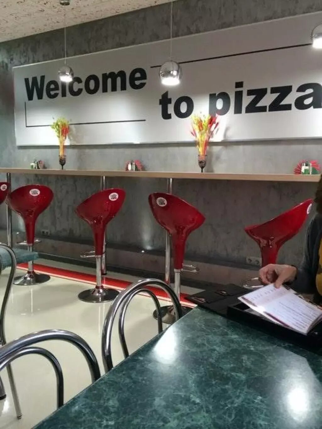 Пиццерия плюс меню. Пиццерия плюс меню. Пицца плюс волоколамск меню. Пицца плюс город волоколамск. Пицца волоколамск.