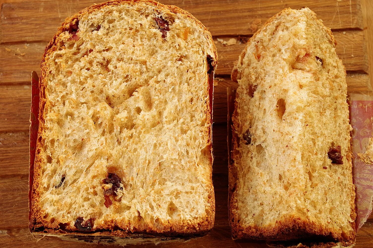 Куличи на пасху. Кулич на закваске. Пряный кулич. Кулич из цельнозерновой муки на дрожжах. Бездрожжевой кулич.