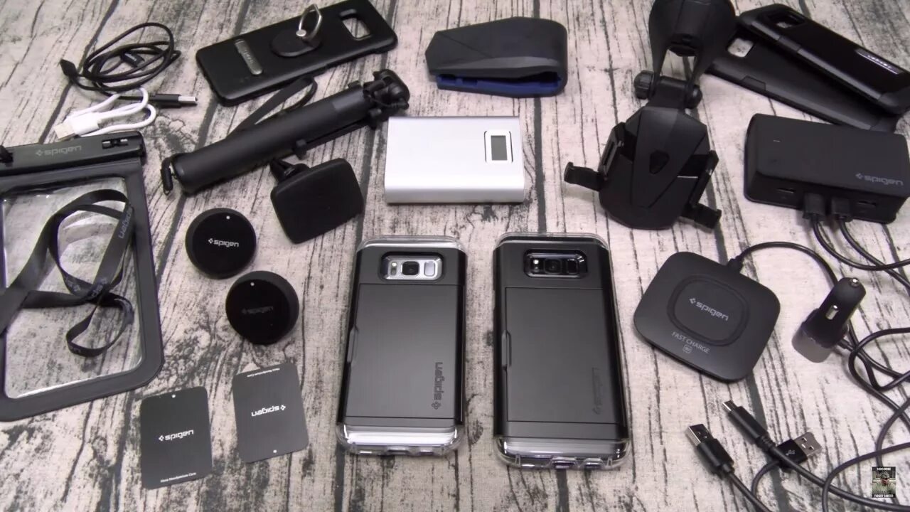 Mobile phone gadgets. Набор гаджетов. Peak design mobile phone accessories. Сотовые аксессуары. Аксессуары для телефонов и компьютеров.