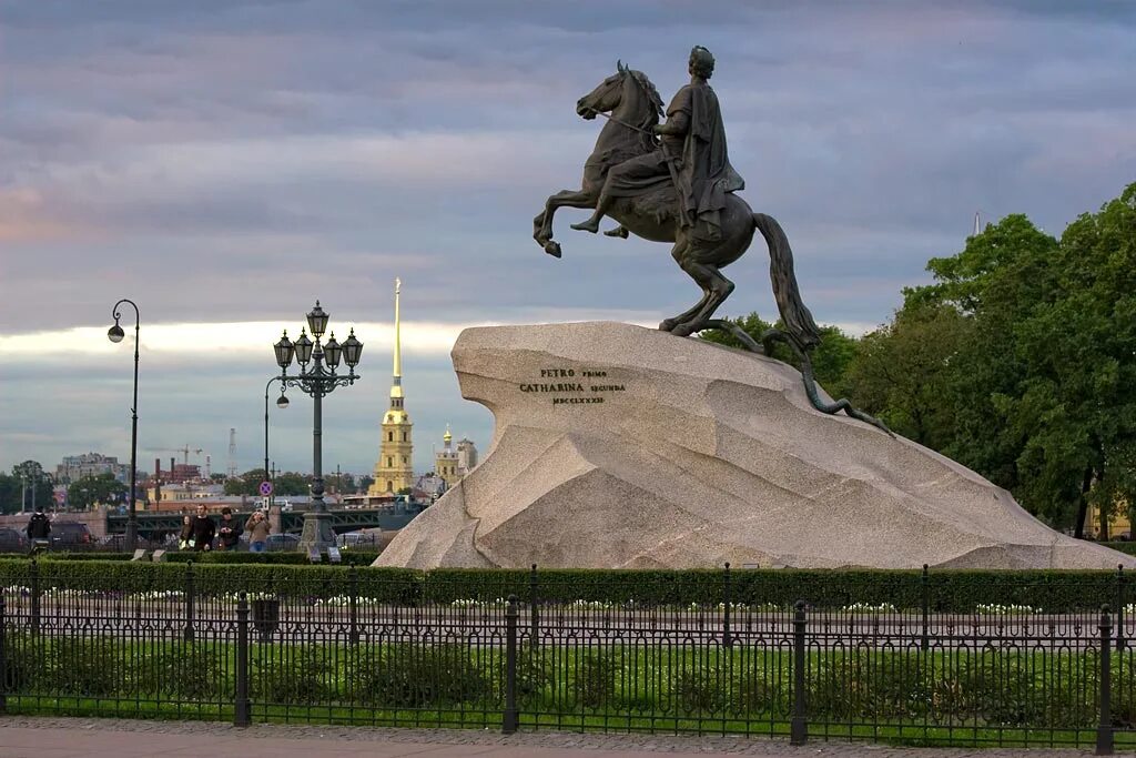 Точка опоры медного всадника. Медный всадник памятник в Санкт-Петербурге. Медный всадник памятник. Медный всадник Архитектор. Памятник Петру 1 в Санкт-Петербурге.