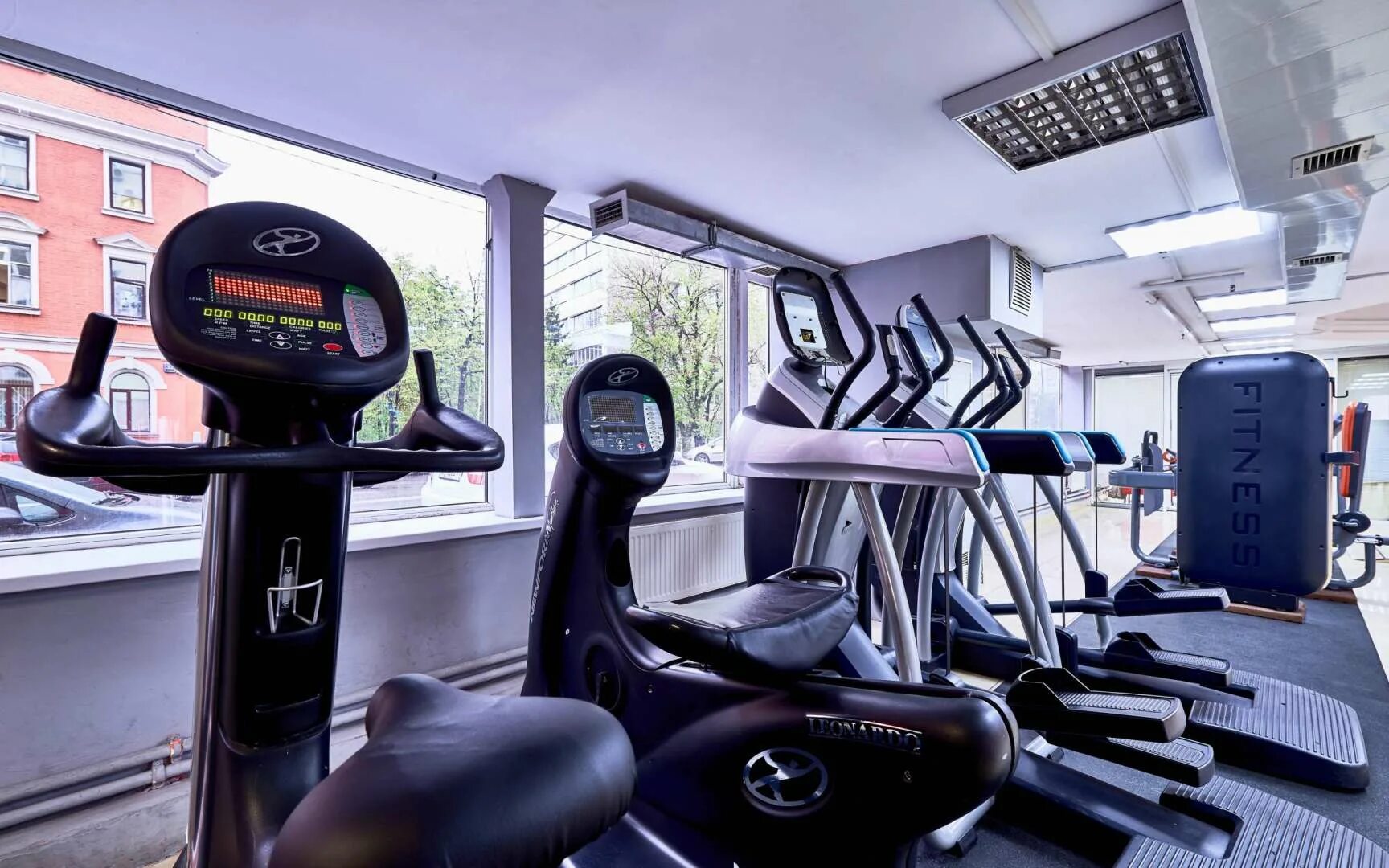 Фитнес залы на бауманской. Джим клуб. Спортклуб москва. Gym-gym, фитнес войковская. Фридриха энгельса 31/35 москва.
