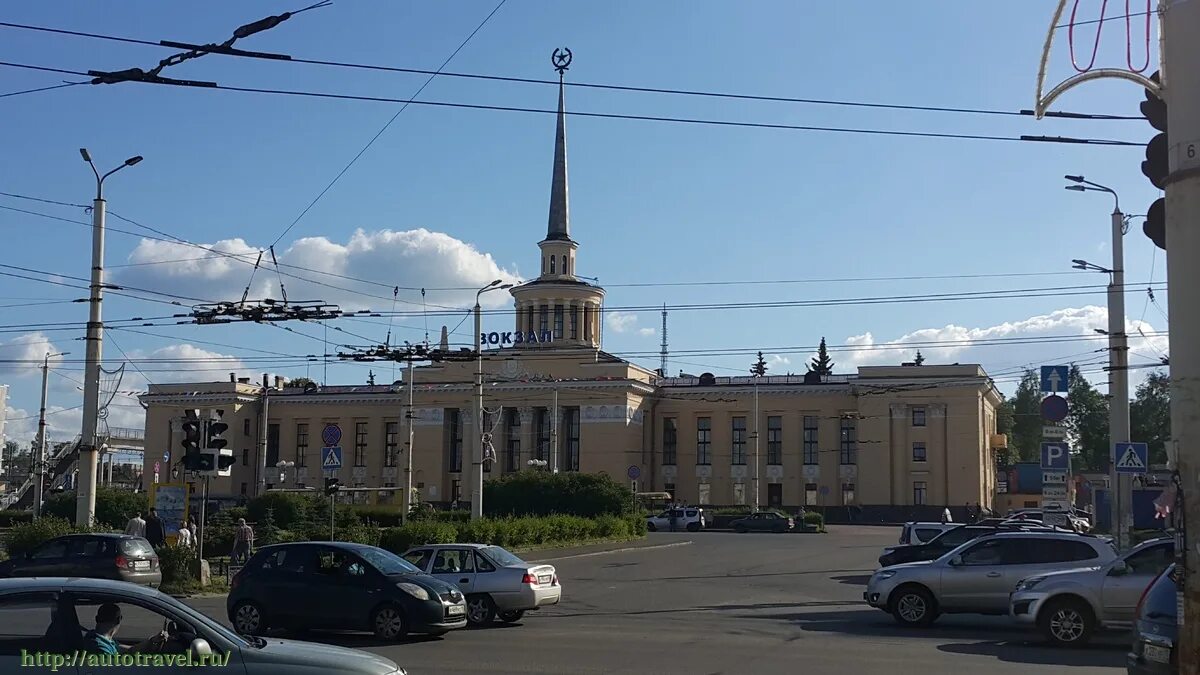 Жд петрозаводск телефон. Петрозаводский ЖД вокзал. Вокзал Петрозаводск. ЖД станция Петрозаводск. Жел вокзал Петрозаводск.