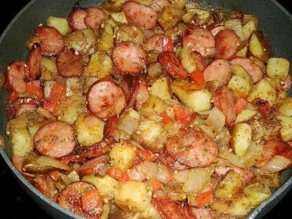 Тушеные овощи с сосисками