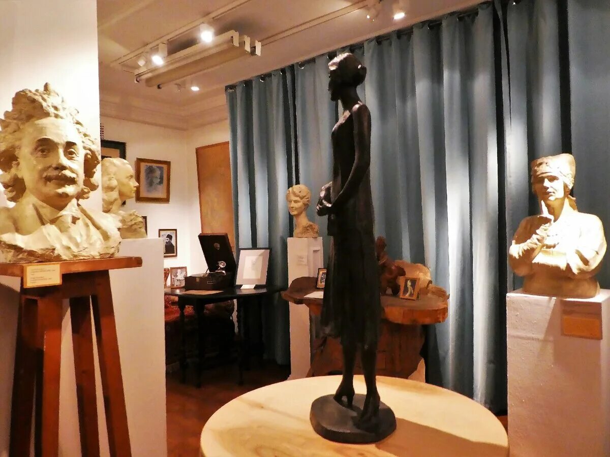 Музей-мастерская сергея коненкова. Скульптор с коненков о его музее мастерской. Конёнков сергей тимофеевич мемориальный музей-мастерская. Музей коненкова в москве. Скульптор конёнков мемориальный музей-мастерская.