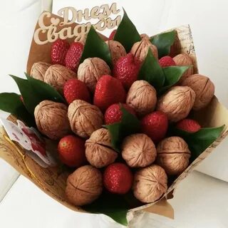 Клубника орех
