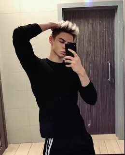2 alex t