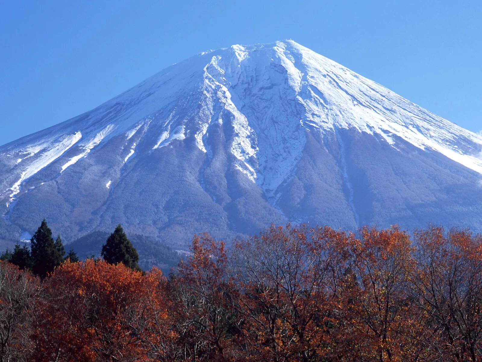 Гора Фудзияма в Японии. Гора Фудзи в Японии. Символ Японии - гора Фудзияма.. Vulqon Fudziyama. Фудзияма действующий или потухший