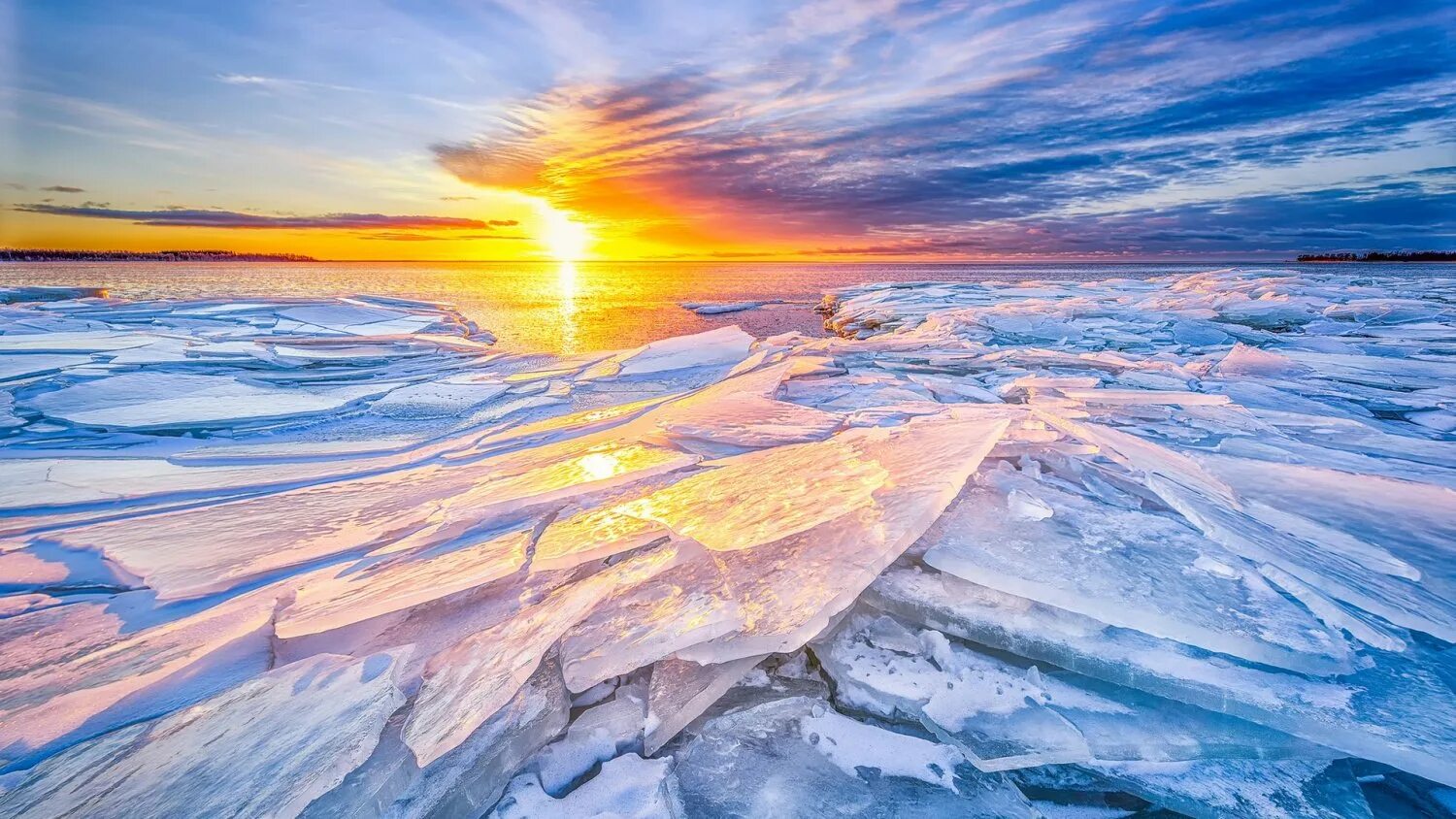 Солнце севера фф. Природа арктики. арктический пейзаж. солнце в арктике. ледяной пейзаж.