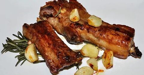 Ребрышки с чесноком