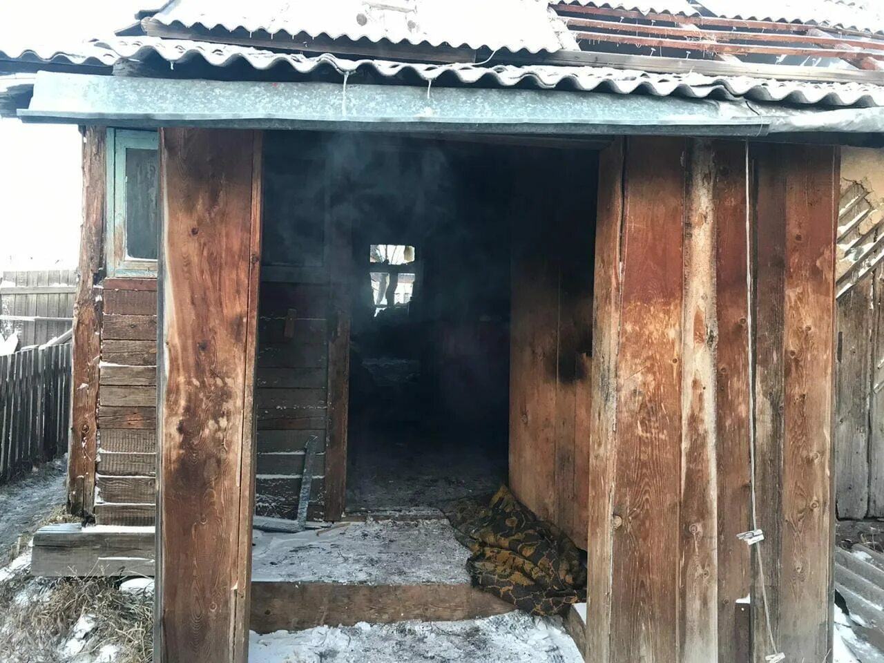 Битые хакасии. Сабинка бейский район хакасия. бейский район республики хакасия. пожары в хакасии 2025. пожары в бейском районе.