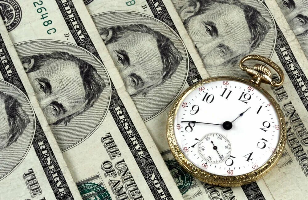 Время деньги слова. Время - деньги. Философия денег. Время деньги картинки. Рост денег.