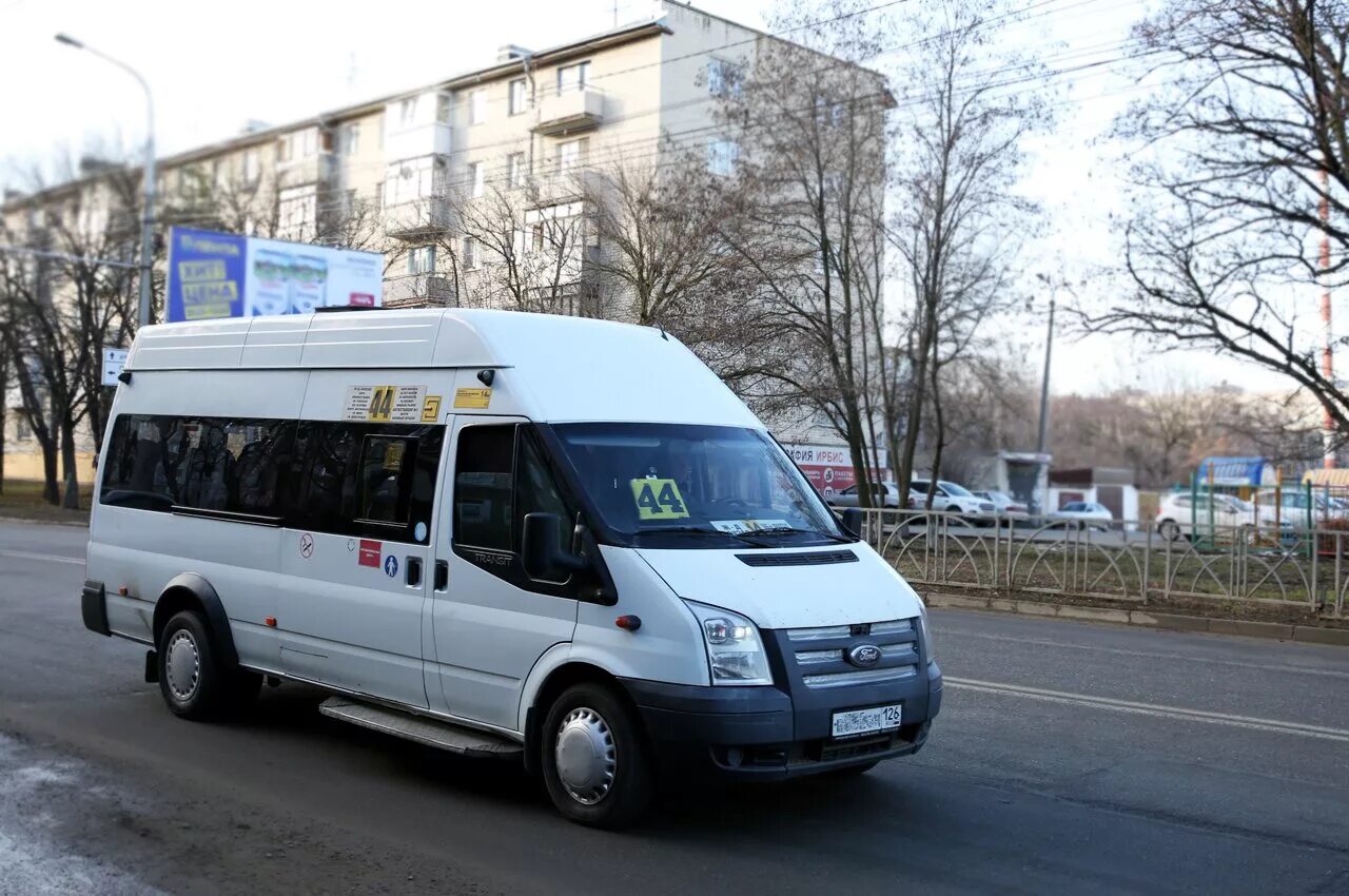 Номер автобуса ставрополь. Маршрут 120 Ставрополь. 44 Маршрут Ставрополь. Маршрутка Ставрополь Ивеко. Маршрутка.