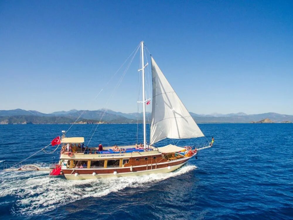 Эгейские острова из мармариса экскурсия. Boat trip marmaris. Fethiye boat tour. Айвалык измир. Fethiye турция.