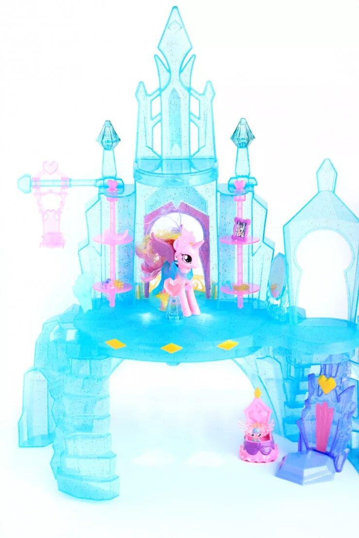 Кристальный замок. My little Pony Кристальная Империя. Замок кристальной империи. My little Pony Crystal Empire Castle. Замок Кейденс Кристальная Империя.