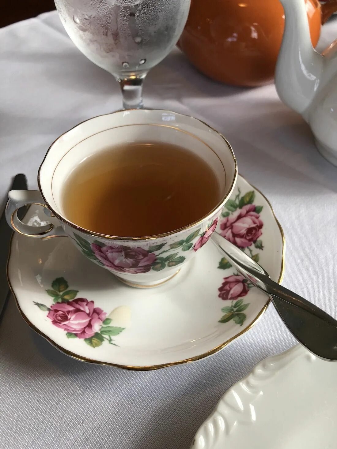 Файф оклок чай. Английский чай. Британский чай. Английское чаепитие. Чаепитие на английском