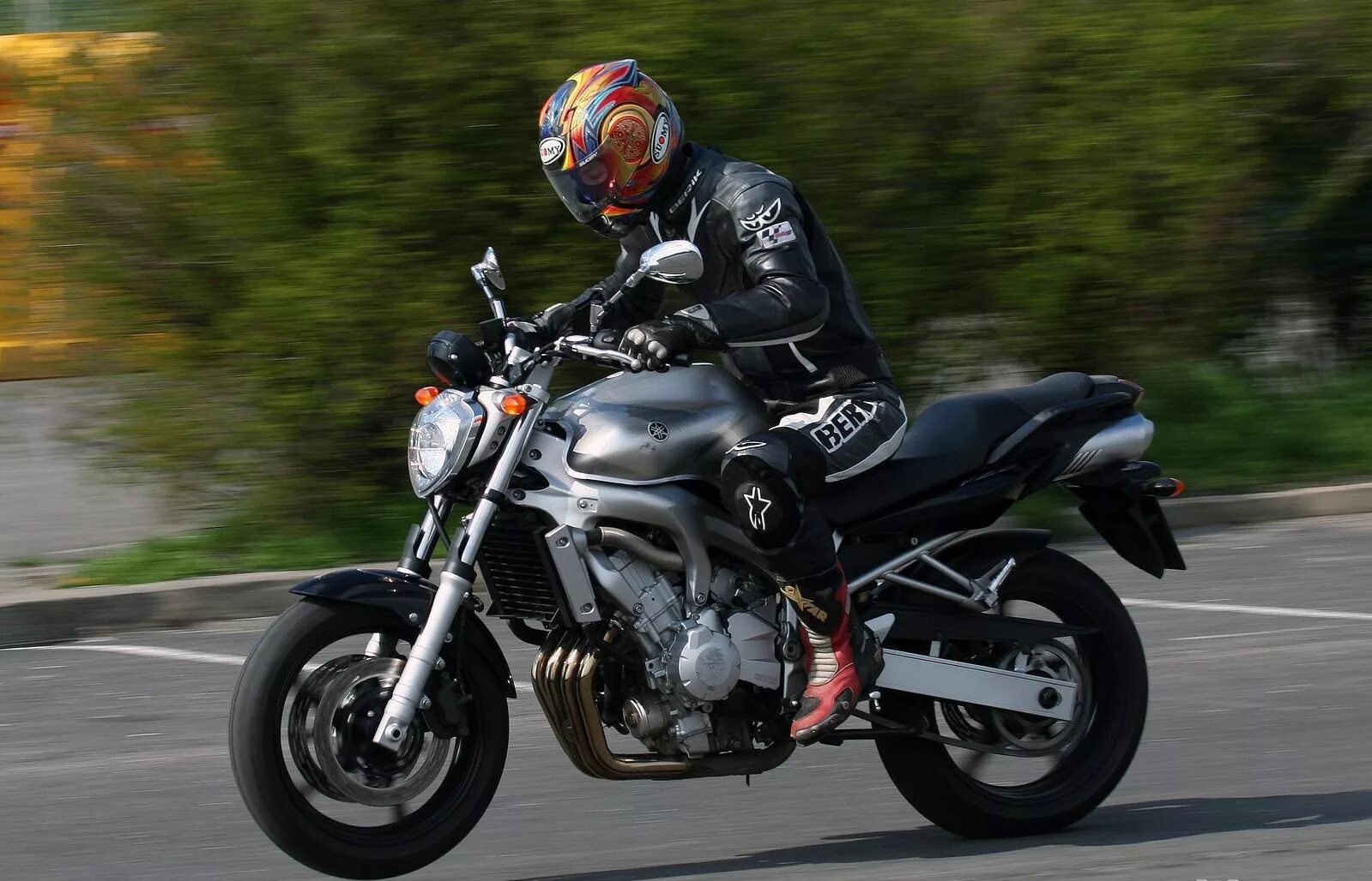 Yamaha fz6 2004. Yamaha fz6. Мотоцикл Yamaha fz6. Yamaha fz6- 600.