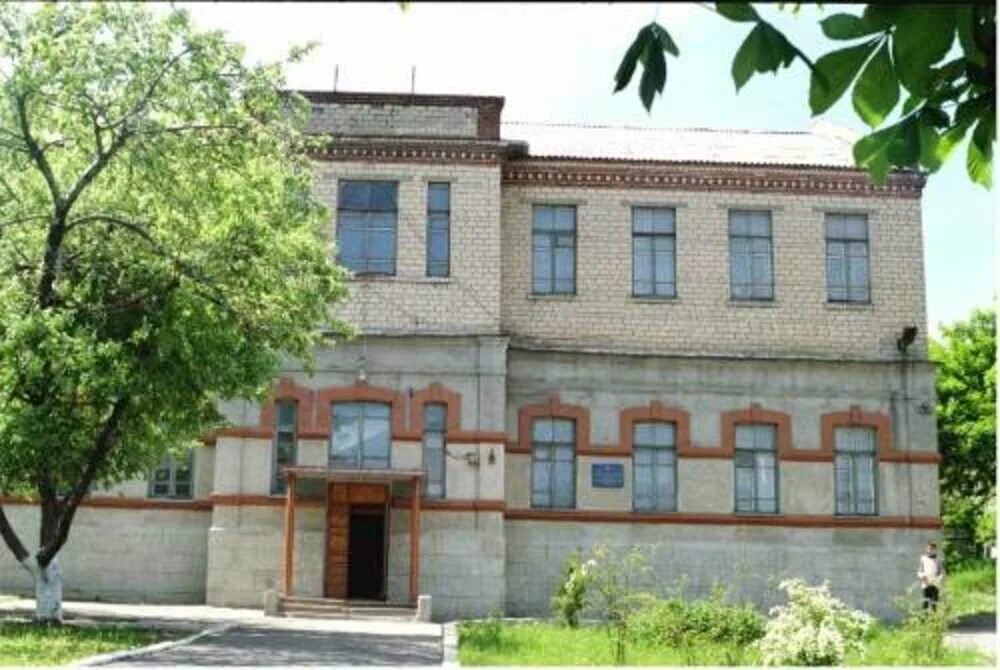 Школы донецка адреса