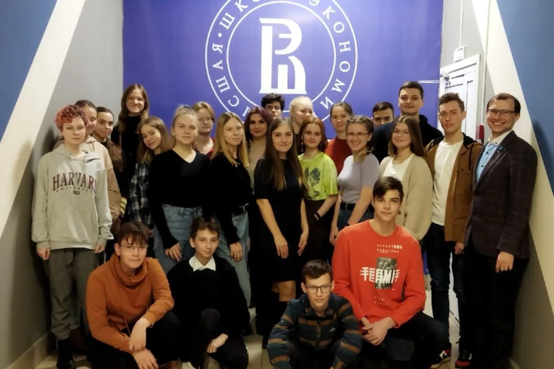 Высшая школа экономики нижний новгород. Вшэ нижний новгород. ниу вшэ нижний новгород 2025. вшэ нижний новгород внутри. ниу вшэ нижний новгород аудитории.