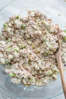Салат из консервы тунца