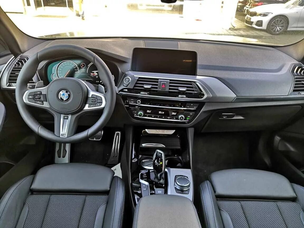 Bmw x3 g01 салон