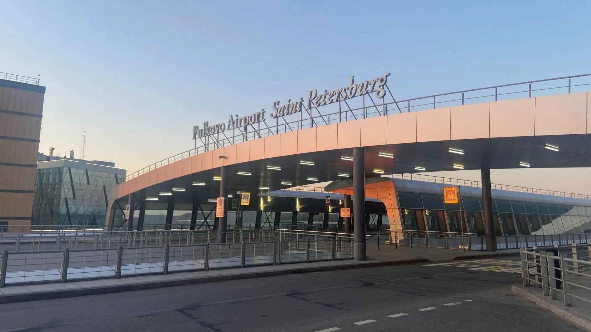 Пулково вторая очередь. Пулково 3 терминал бизнес авиации. Managing airports. Ооо "воздушные ворота северной столицы" лого. Пулково 30.