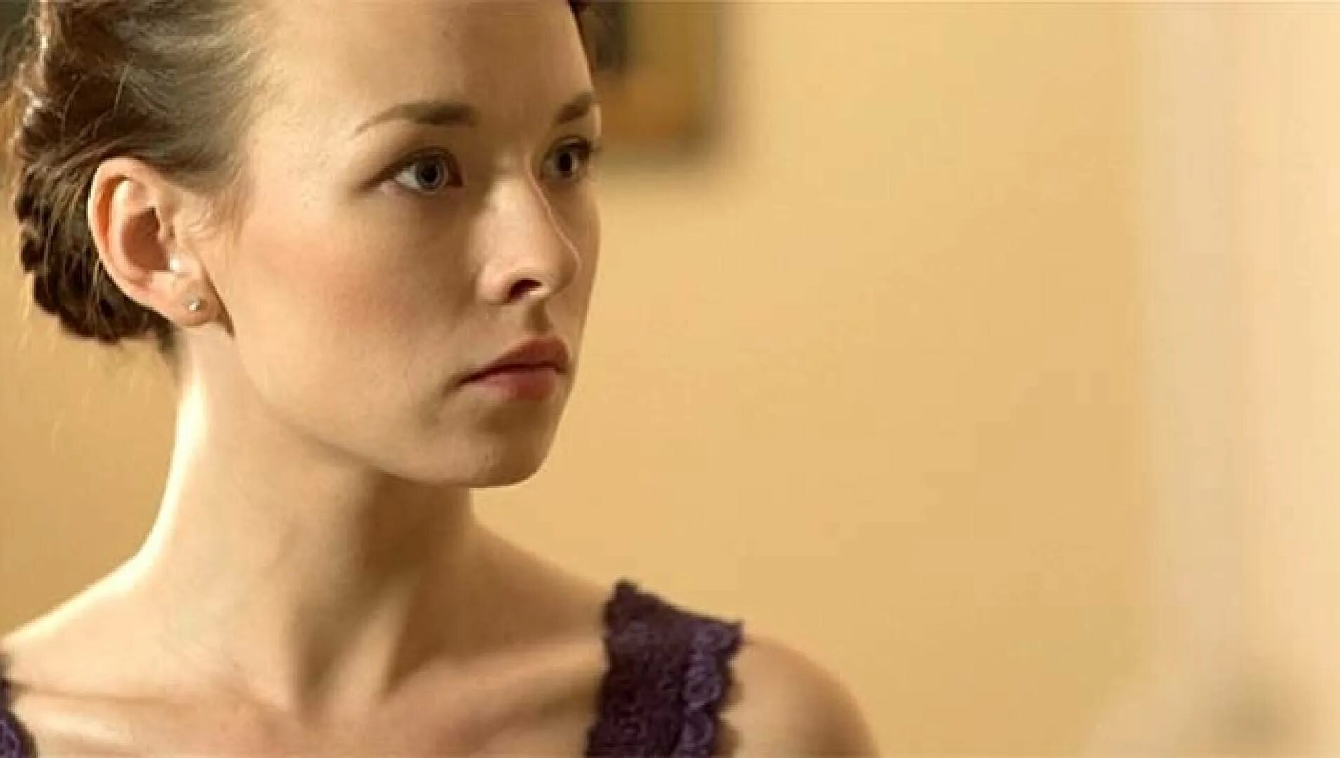 Домработница фильм 2015. Мелодрамы про домработниц. Сериал домработница 3 серия. Сериал домработница анна казючиц. Домработница фильм 2015.