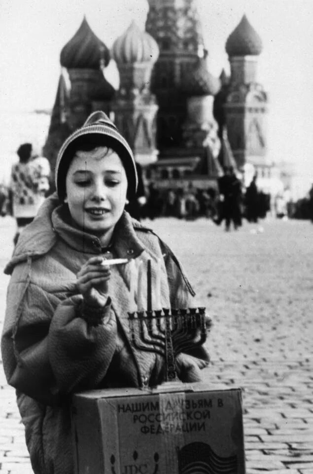 Пацан зажег