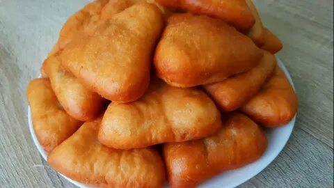 Пирожки с мясом и картошкой на сковороде