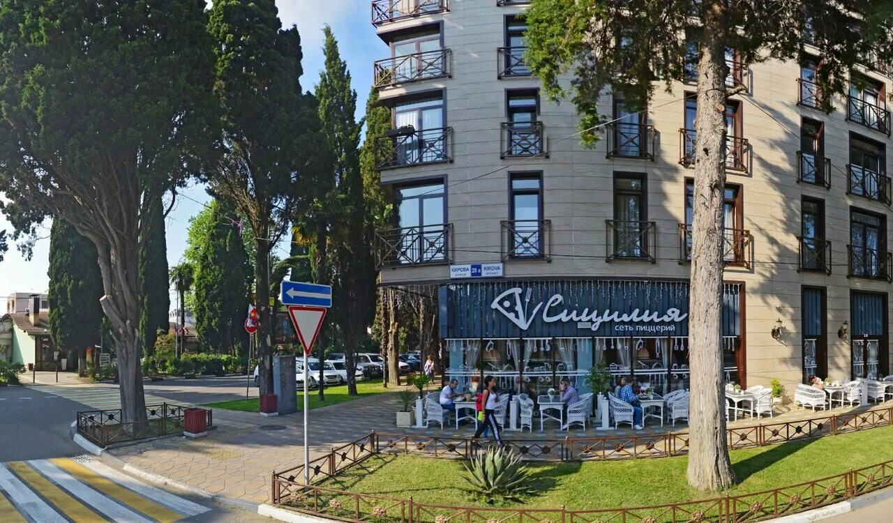 гостевой дом в адлере на кирова. жк рич хаус, сочи. адлер улица кирова 28а. адлер кирова жилье. кирова 38 адлер.