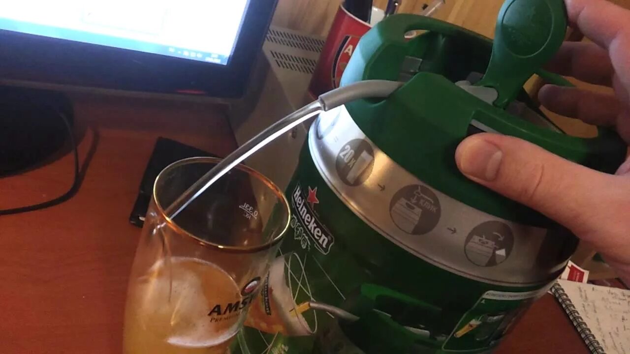 Как налить 5 л. Пивной бочонок 5 литров Heineken. Налить пиво из кеги без пены.